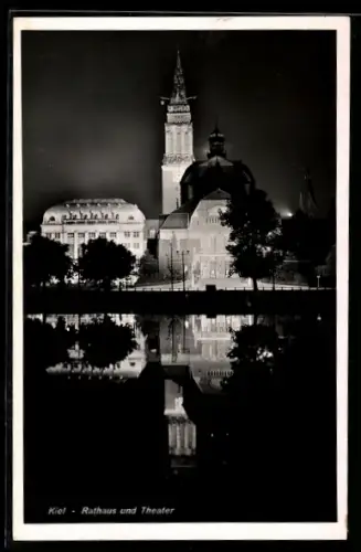 AK Kiel, Rathaus und Theater bei Nacht