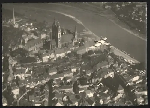 Fotografie Walter Hahn, Dresden, Ansicht Meissen /Elbe, Flugzeug D 565 mit Blick auf den Dom