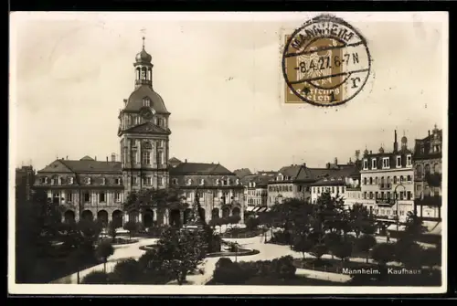 AK Mannheim, Kaufhaus mit Brunnen