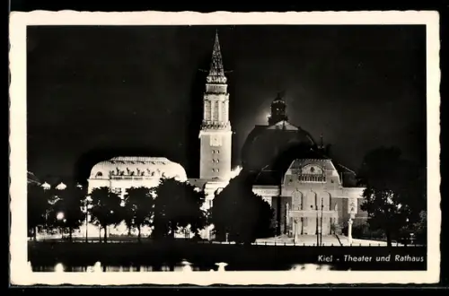 AK Kiel, Theater und Rathaus bei Nacht