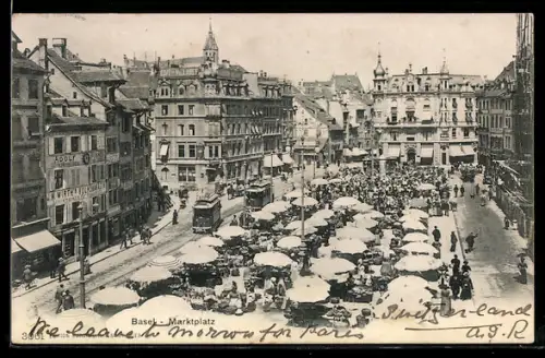 AK Basel, Strassenbahnen auf dem Marktplatz, Marktstände