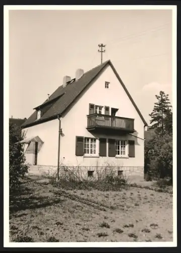 Fotografie Ansicht Offenbach a. M., Wohnhaus mit neu gestaltetem Garten