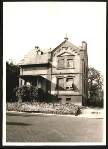 Fotografie Ansicht Offenbach a. M., alte Villa vor der Renovierung