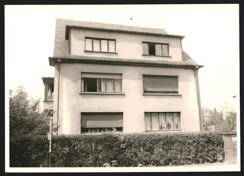 Fotografie Ansicht Offenbach a. M., Mehrfamilienwohnhaus von der Strassenseite aus