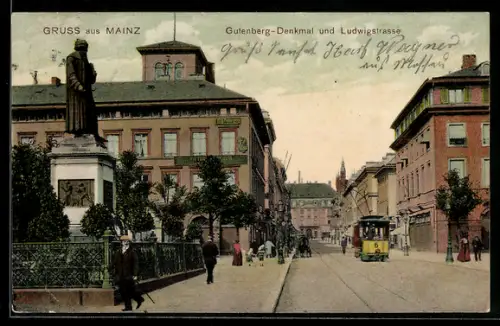 AK Mainz, Ludwigstrasse mit Gutenberg-Denkmal und Strassenbahn