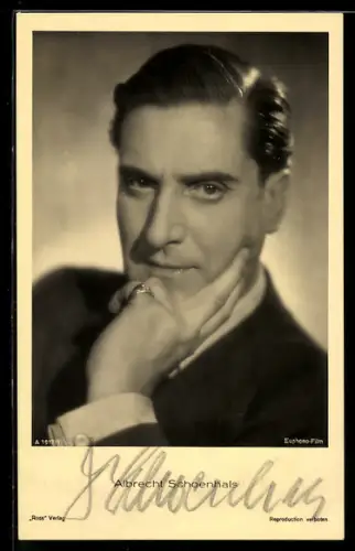 AK Schauspieler Albrecht Schoenhals blickt nachdenklich, Autograph