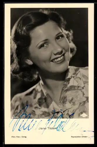 AK Schauspielerin Jane Tilden mit freundlichen Blick in die Kamera, Autograph