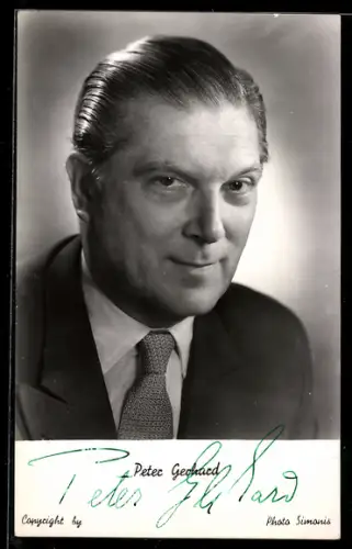 AK Schauspieler Peter Gerhard im Porträt, Autograph