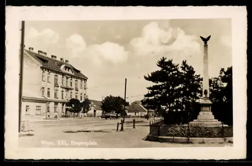 AK Wien, Siegesplatz mit Denkmal