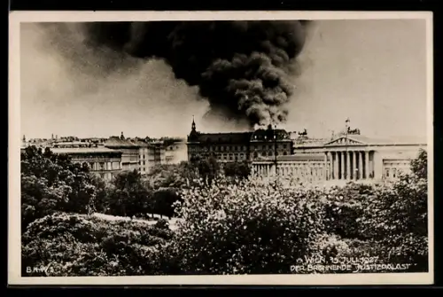 AK Wien, Der Justizpalast in Brand 1927