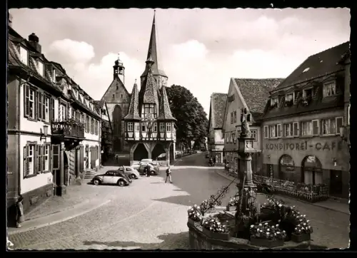 AK Michelstadt /Odenwald, Marktplatz mit Konditorei-Cafe und Rathaus