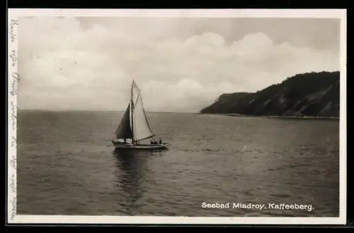 AK Misdroy, Kaffeeberg mit Segelboot