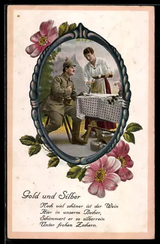AK Soldat in Uniform mit Pickelhaube am Gasthaustisch mit junger Wirtshausfrau