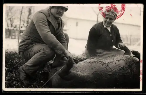 Foto-AK Fleischer bei der Arbeit