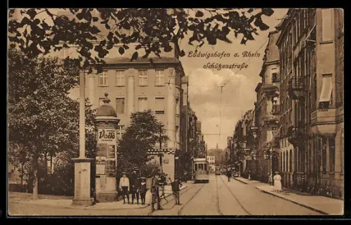AK Ludwigshafen, Strassenbahnen auf der Schützenstrasse