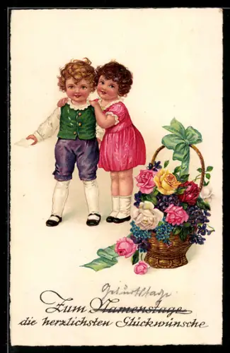 AK Zwei Kinder mit einem Korb voller Rosen und Vergissmeinnicht, Namenstagsgruss