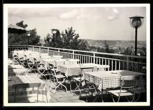 AK Stuttgart, Höhen-Hotel Café Restaurant Frauenkopf, Terrasse mit Ausblick, Gänsheidestrasse 125