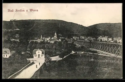 AK Bad Sooden a. Werra, Stadtansicht mit Brücke und Kurhaus