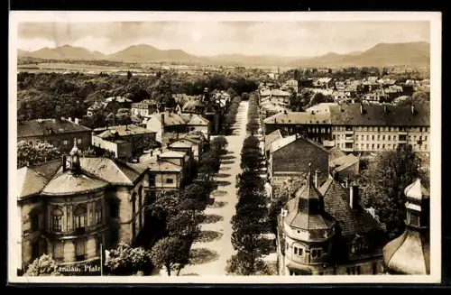 AK Landau /Pfalz, Blick auf Allee und Stadtpanorama