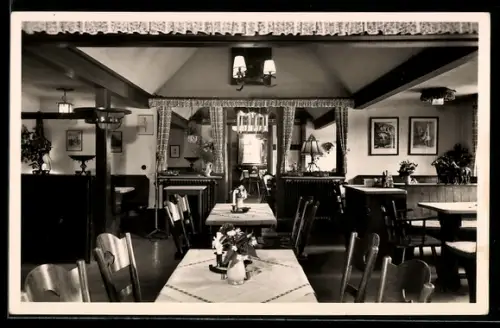 AK Offenbach, Reiterzimmer im Hofgut Neuhof v. C. Schumacher