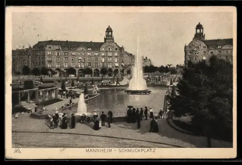 AK Mannheim, Schmuckplatz mit Brunnen und historischen Gebäuden