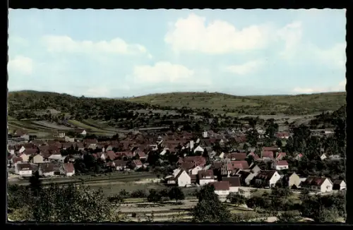 AK Wilferdingen bei Pforzheim, Ortsansicht mit umliegenden Höhen und Weinbergen