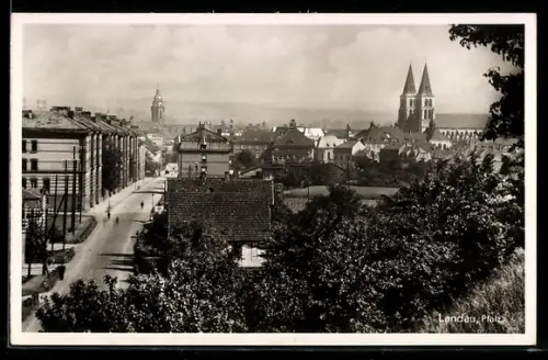 AK Landau /Pfalz, Ortsansicht mit Kirche