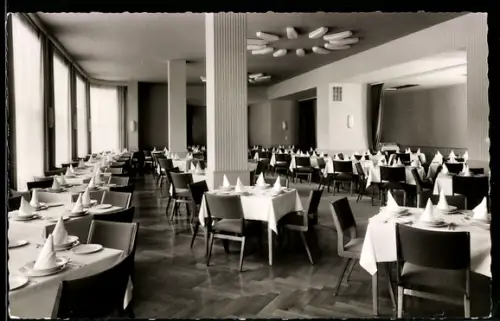 AK Bad Schwalbach /Ts., Kurhotel, grosser Speisesaal