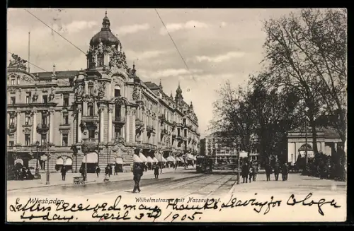 AK Wiesbaden, Wilhelmstrasse mit Hotel Nassauer Hof