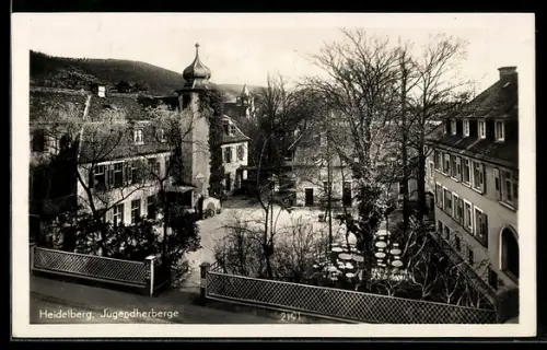 AK Heidelberg, Jugendherberge mit Hof und Tor zur Strasse aus der Vogelschau