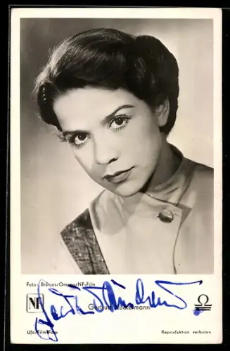 AK Schauspielerin Gertrud Kückelmann in Der Engel mit dem Flammenschwert, Autograph