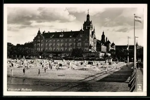 AK Kolberg, Blick vom Seesteg auf das Strandschloss