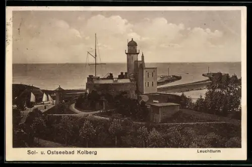 AK Kolberg, Leuchtturm und Hafenausfahrt
