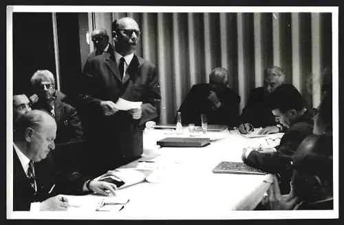 Fotografie Emil Otto beim Sachsenhaus-Kongress in Köln 1965