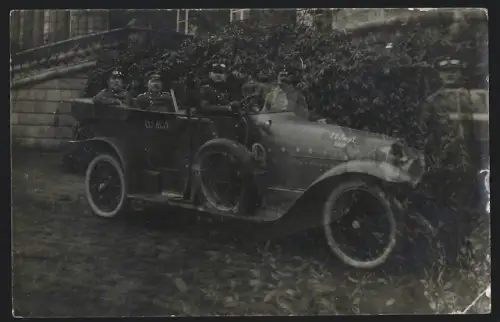 Fotografie 1.WK, Auto Kübelwagen Kennung Et. Insp. I 2868, Et. Kdt. 13, Offiziere & Kraftfahrer, Ghost Doppelbelichtung