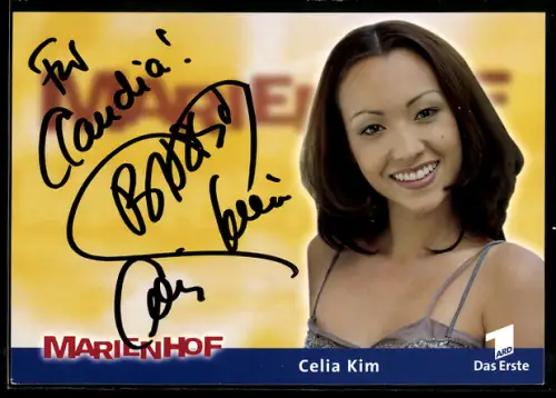 AK Schauspielerin Celia Kim mit freundlichem Lächeln, Autograph