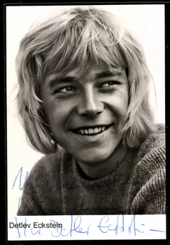 AK Schauspieler Detlev Eckstein lächelnd im Porträt, Autograph