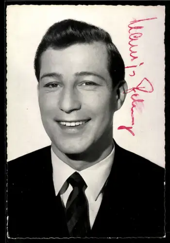AK Schauspieler Hansjörg Felmy im Porträt, Autograph