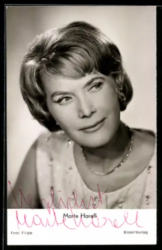 AK Schauspielerin Marte Harell im Porträt, Autograph