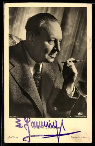 AK Schauspiele Emil Jannings mit Geheimratsecken, Autograph