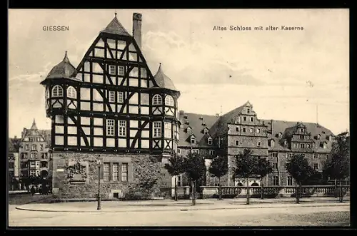 AK Giessen, Altes Schloss mit alter Kaserne