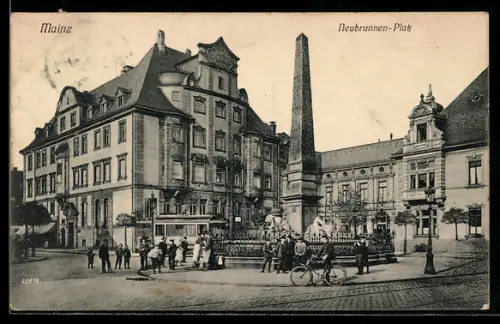 AK Mainz, Neubrunnen-Platz mit Denkmal und Strassenbahn