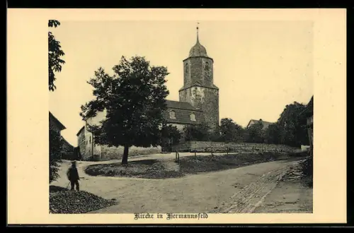 AK Hermannsfeld, Strassenpartie mit Kirche