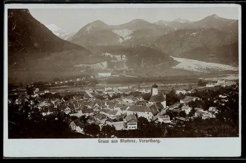 Foto-AK Fritz Gratl: Bludenz /Vorarlberg, Totalansicht und Gebirgspanorama