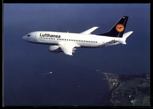 AK Boeing 737-300 der Lufthansa im Flug