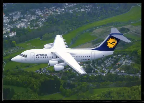 AK Cityliner Avro RJ85 der Lufthansa im Landeanflug
