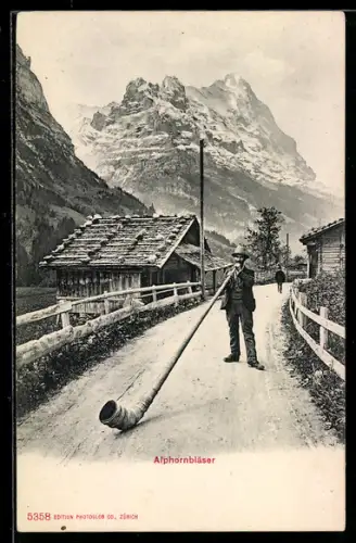 AK Alphornbläser vor Bergpanorama