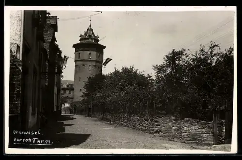 AK Oberwesel, Strassenpartie und Ansicht vom Roten Turm