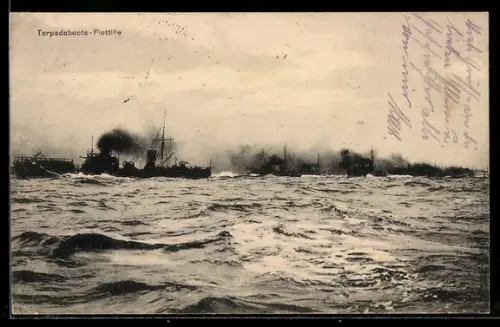 AK Torpedoboots-Flottille der Kaiserlichen Marine im Manöver, Kriegsschiff