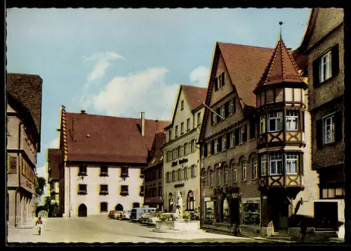 AK Riedlingen /Donau, Marktplatz, Fachwerkhäuser, Brunnen